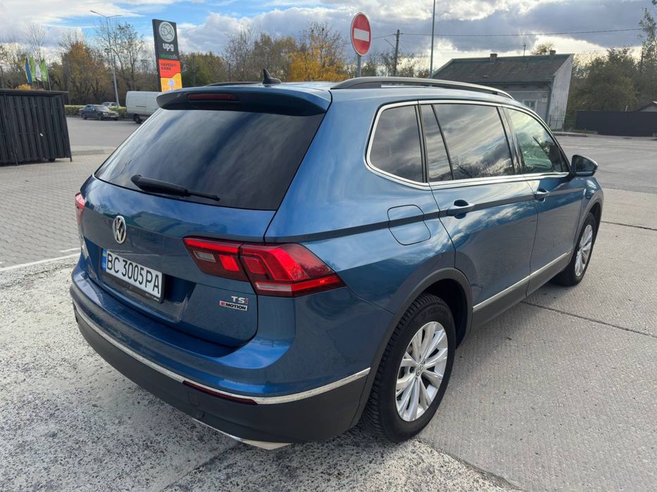 Продаж авто Volkswagen Tiguan 2.0 бензин