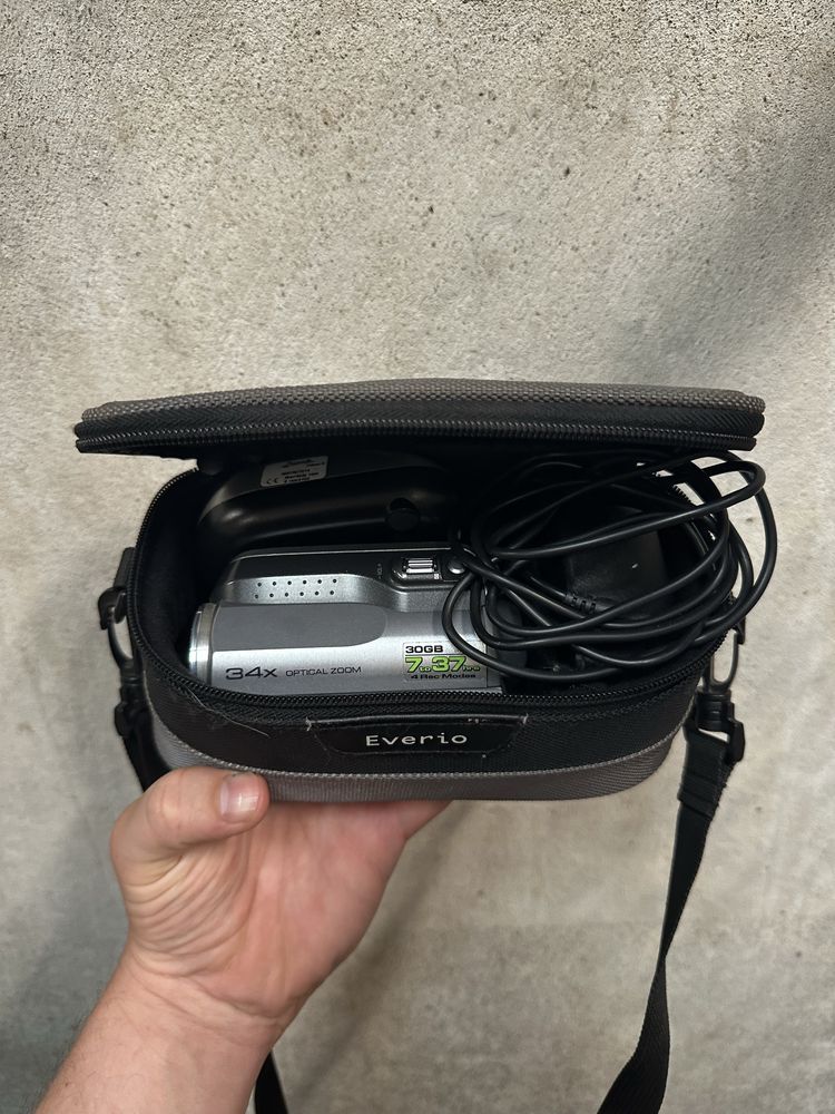 JVC GZ-MG130 handycam z twardym dyskiem kamera cyfrowa 2000sVibe retro