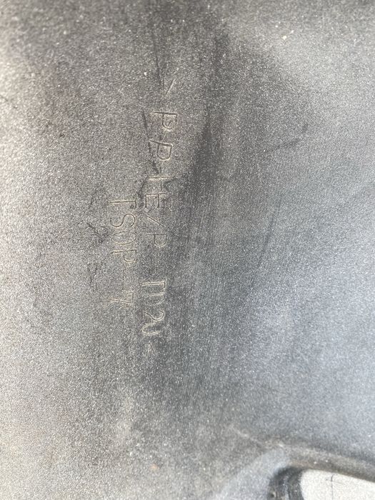 Tylny zderzak Toyota Auris II Hatchback 1G6