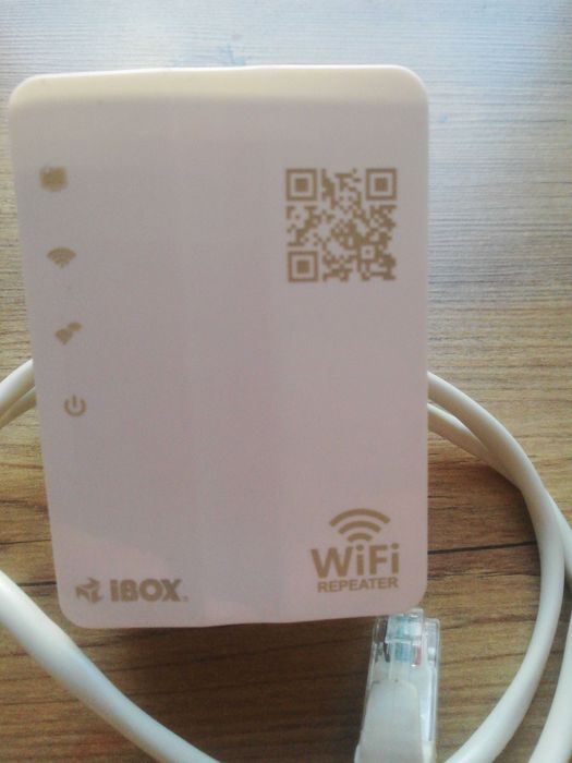 Wzmacniacz sygnału wi-fi iBOX WR02