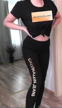 Komplet damski koszulka I legginsy Calvin Klein rozmiar S