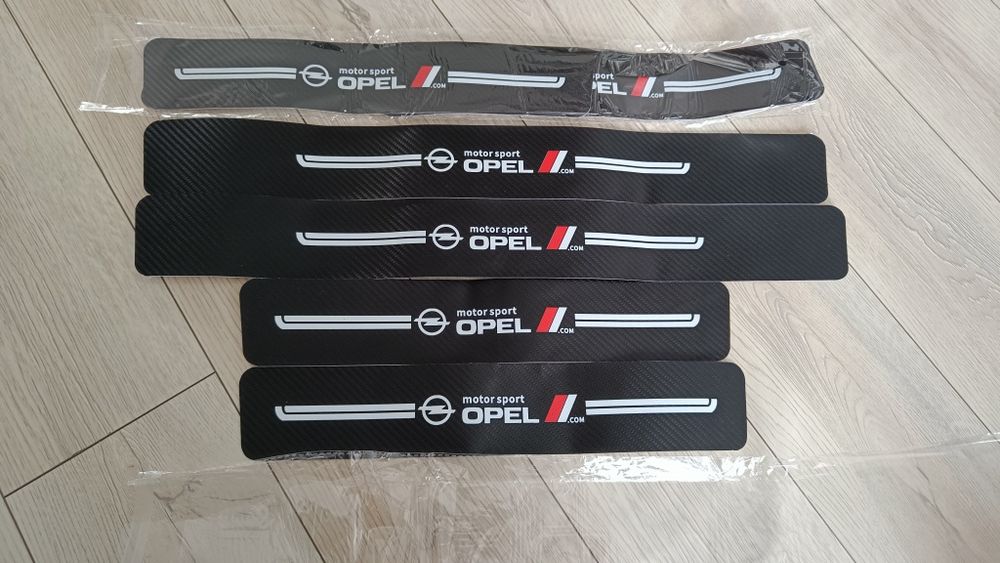 Włókno węglowe ochronne na progi, Naklejki różne motywy super gadżet.