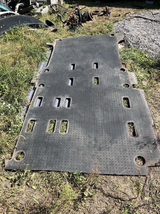 Ковралін підлога довга база  вольксваген каравелла транспортер Т5