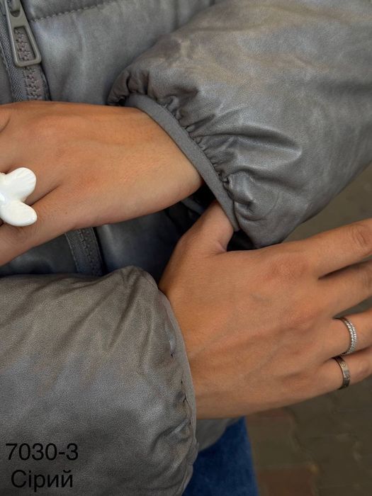 жіноча тепла кутра оверсайз  з капюшоном 42 44