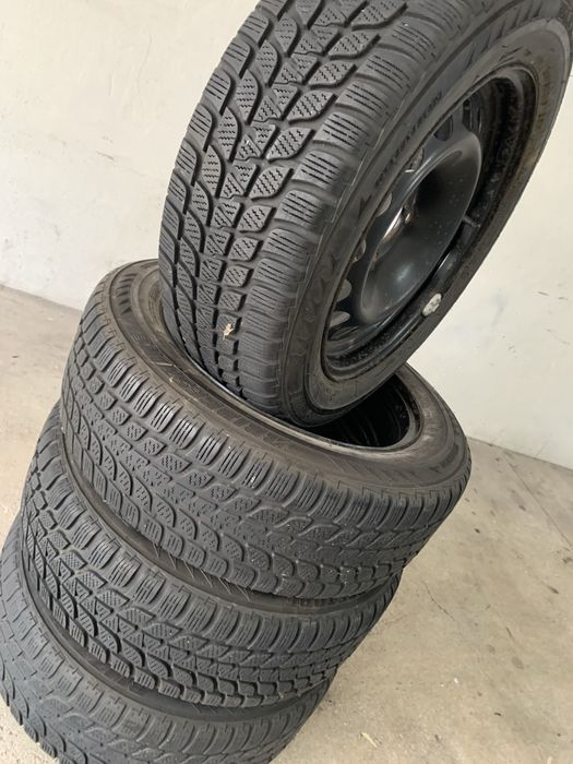 Pneus Semi-Novos 195/60R16