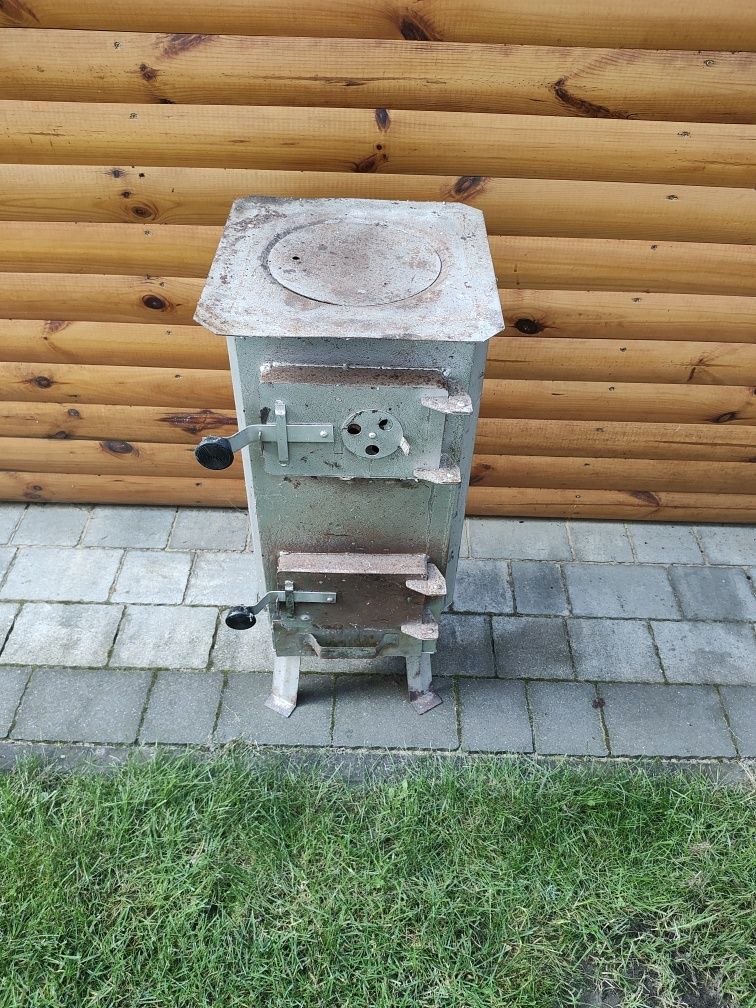 Stare rzeczy widoczne na zdjęciach