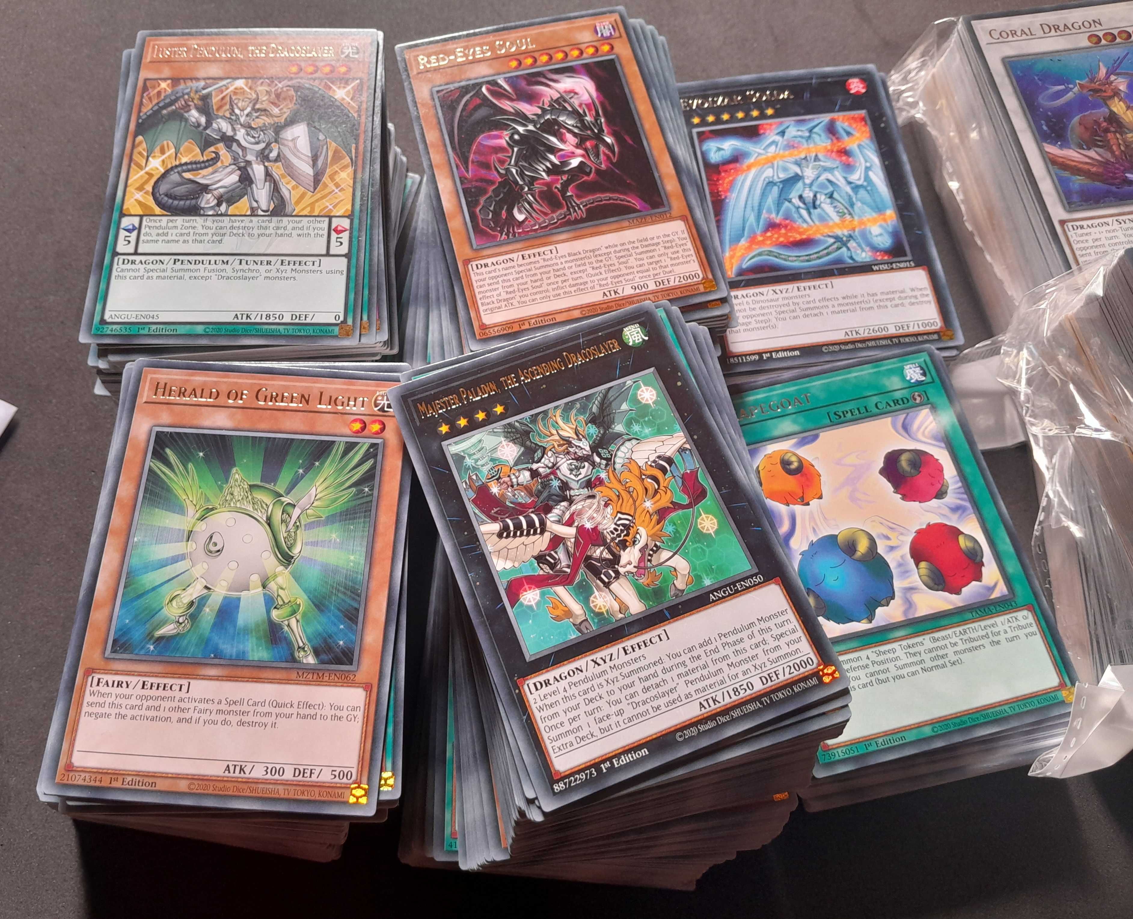Yu-Gi-Oh- 700 Rares+400 S/U/S Rares