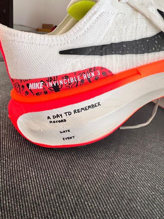 Nike ZoomX Invincible Run 3