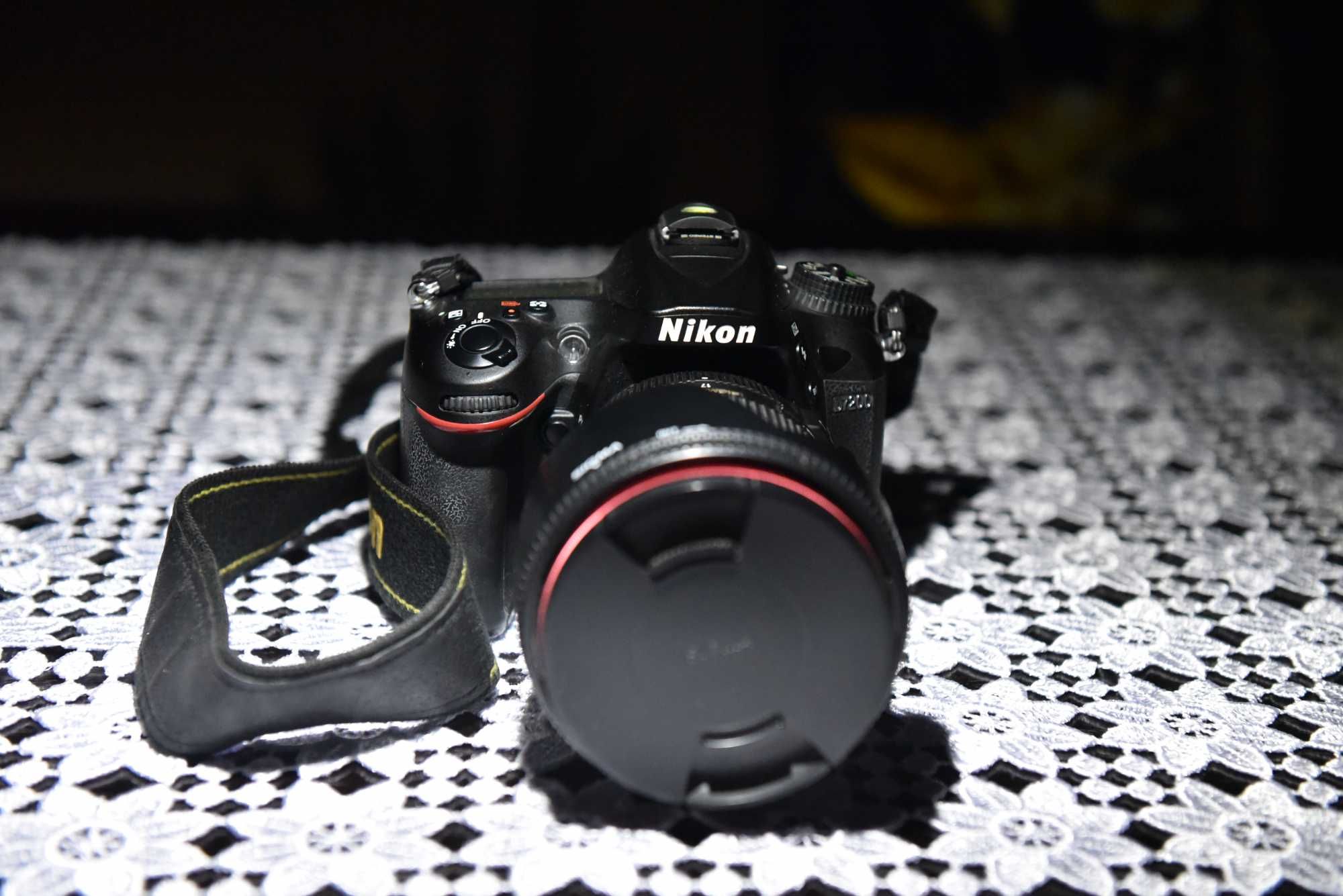 Nikon D7200 z obiektywem Sigma 17-50 f2,8