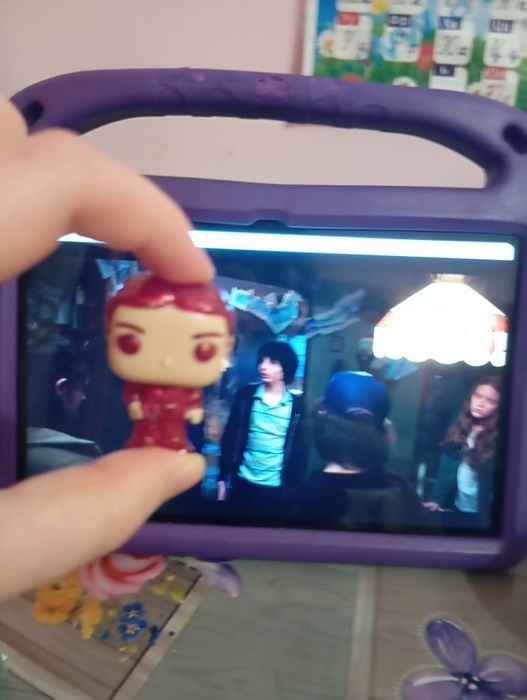 Макс из изнанки, из киндера осд, очень странные дела