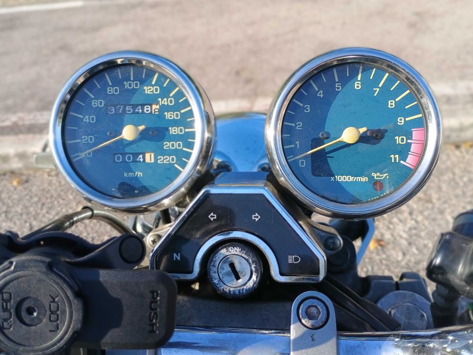 Yamaha XJ600N (25kw livrete, A2)