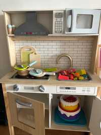 Kuchnia drewniana dla dziecka