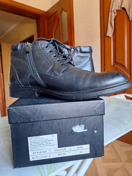 Продам чоловічі класичні ботінки