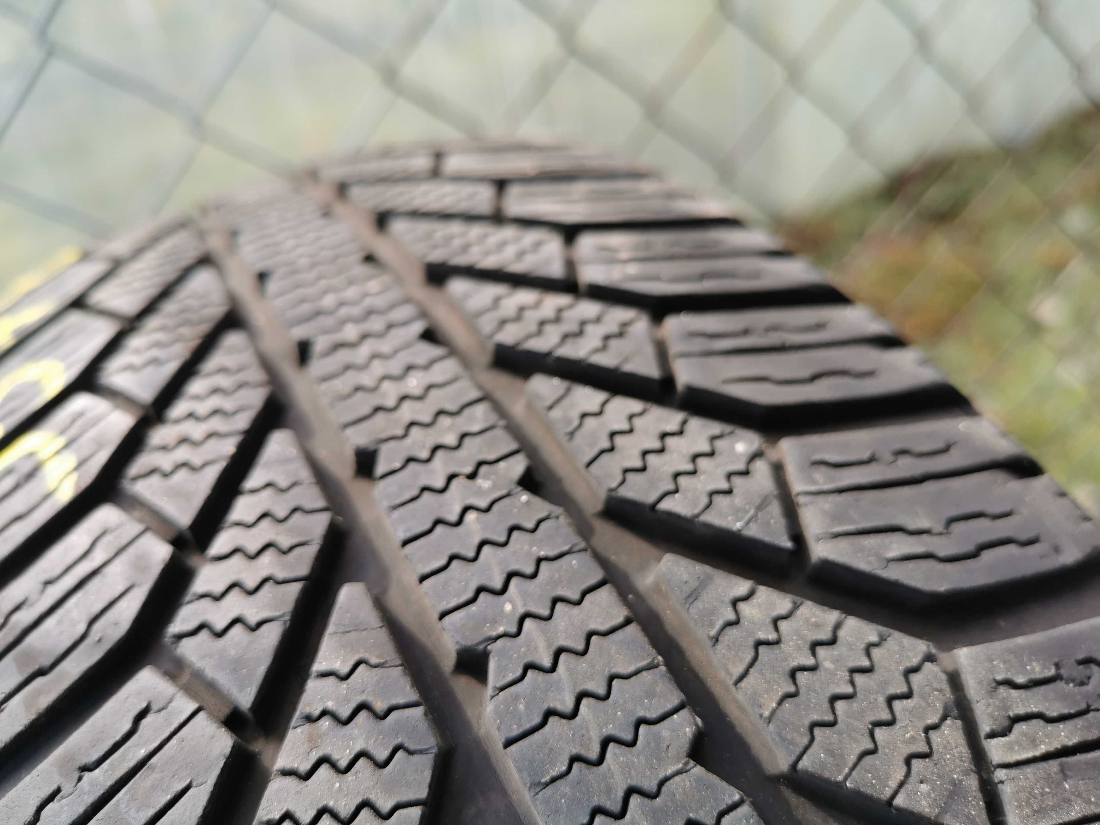 Semperit Master-Grip 2 185/60r15 84T N9578