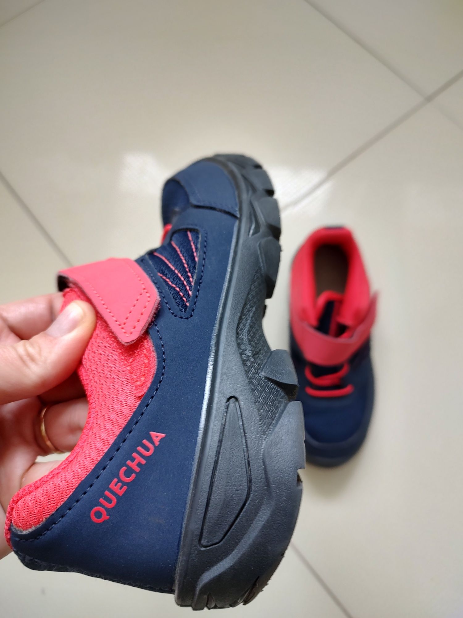 Buty dziewczęce Decathlon quechua mh100 trekingowe 33