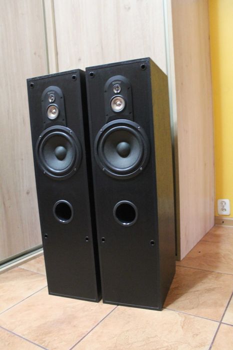 Kolumny Magnat 150 Watt Media 100