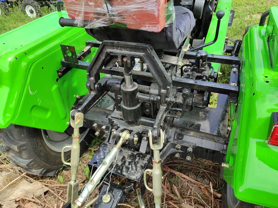 Shifeng 240 BFLU Трактор бесплатная доставка по Украине