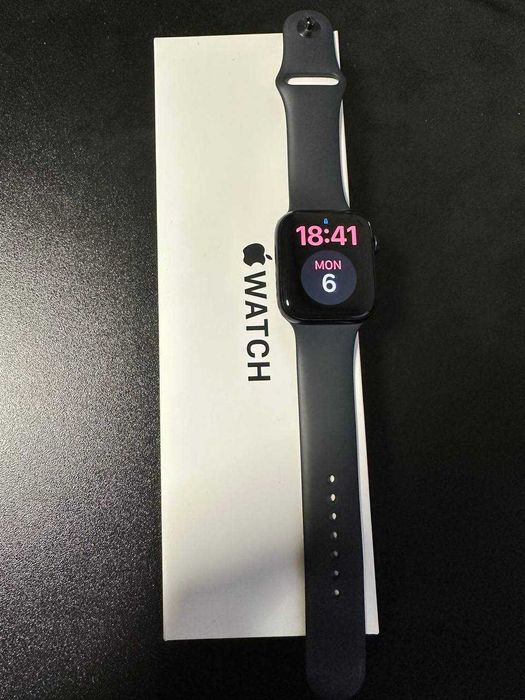Apple Watch SE 44mm Midnight