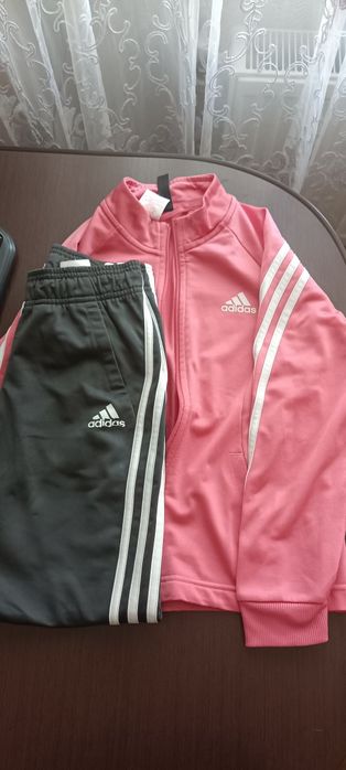 Костюм спортивний Adidas  для дівчинки