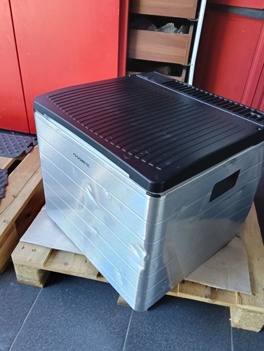 Dometic lodówka turystyczna na gaz, 12v, 230v