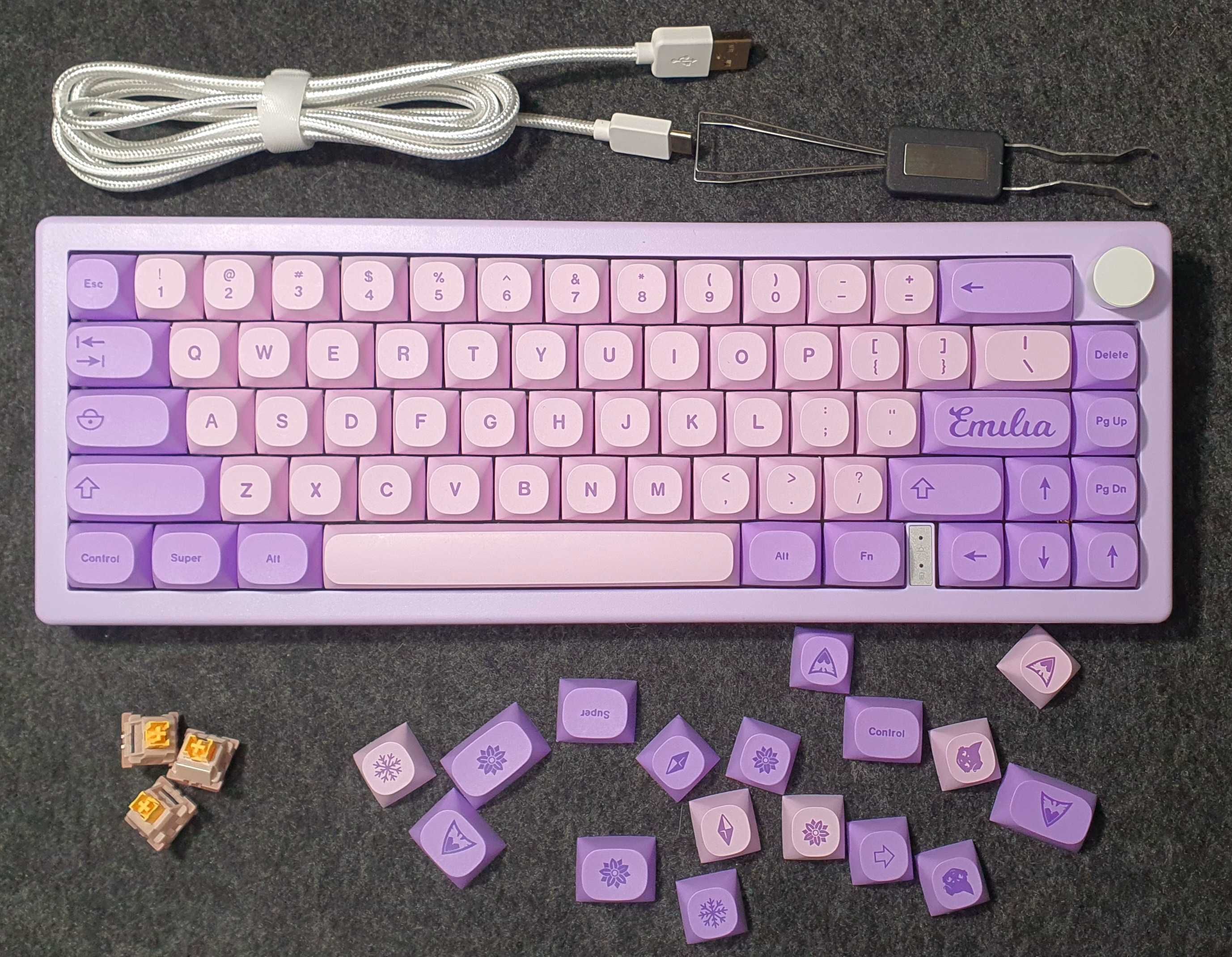 Кастомна механічна бездротова клавіатура GMK67 2,4 silent peach v2