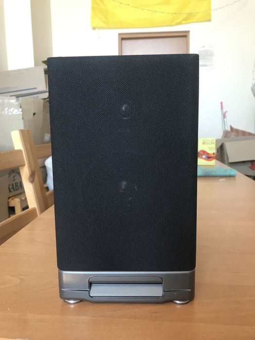 Динамічна акустична система 8 Ohms. Поличні колонки