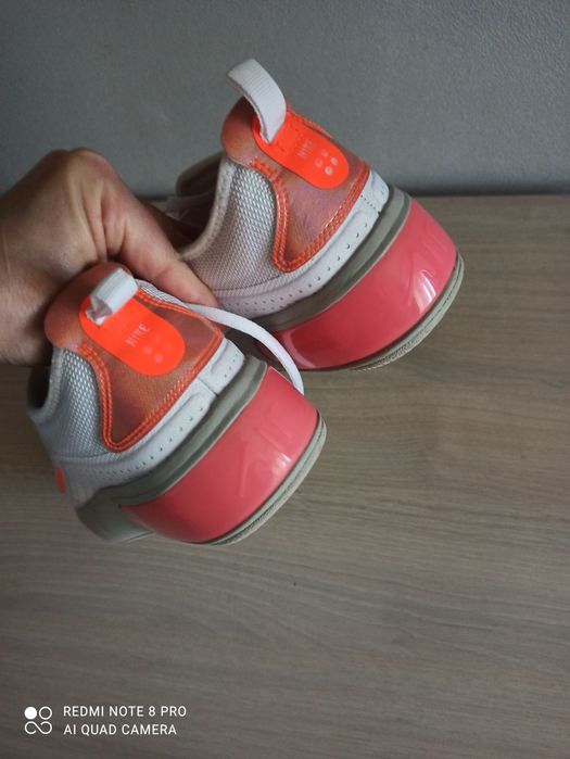 Кросівки Nike р. 38