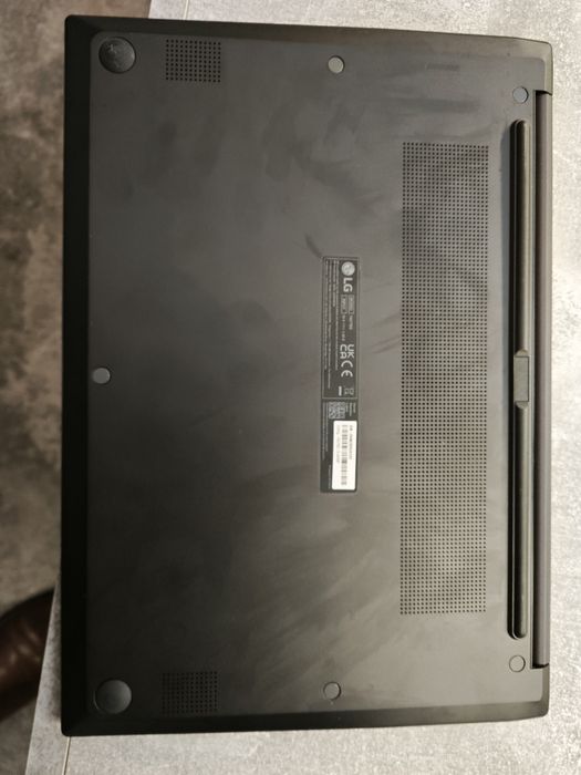 Portátil lg ultra fino/ryzen 5/512 ssd/16gb ram