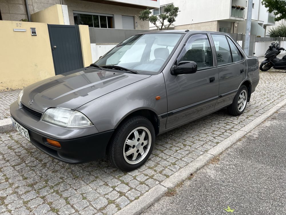 Suzuki Swift 1.3 - 20.000km Igual Novo