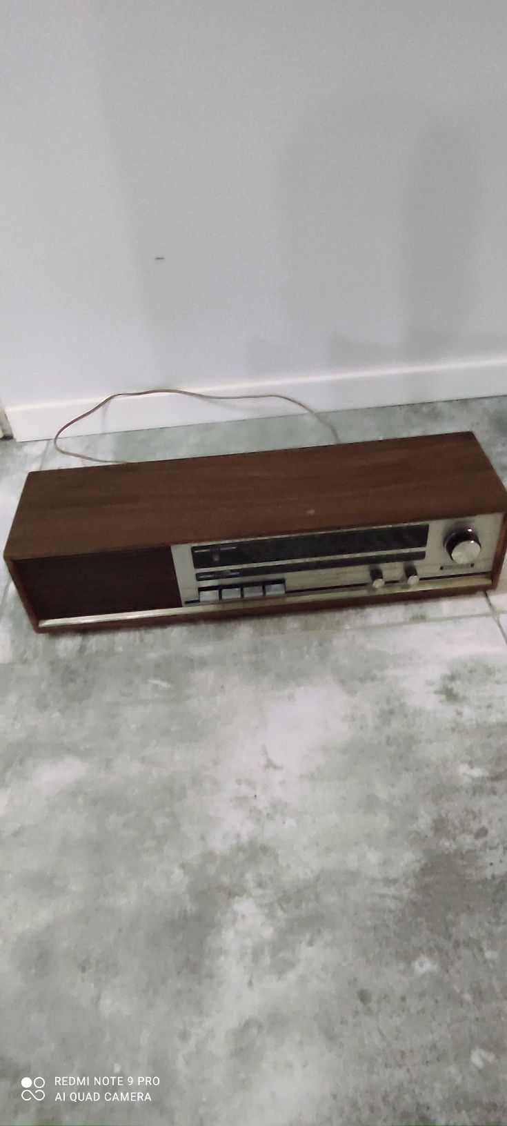Stare radio stołowe  Grundig RF 95