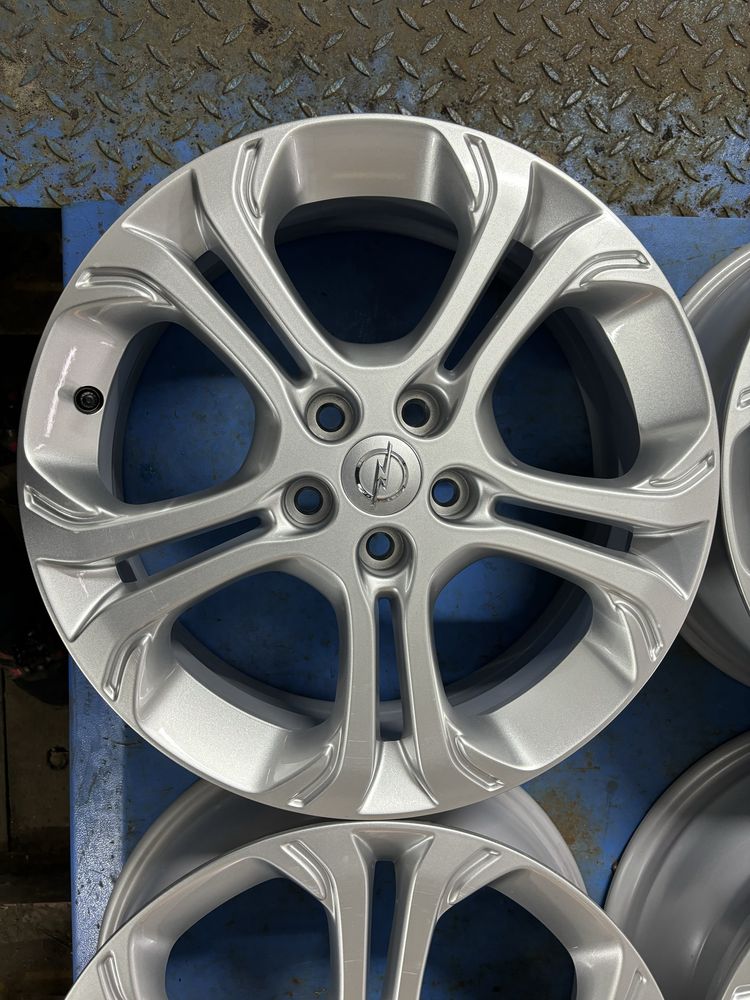 5x105 17 Opel Astra K Astra J Mokka felgi alu z czujnikami cisnienia