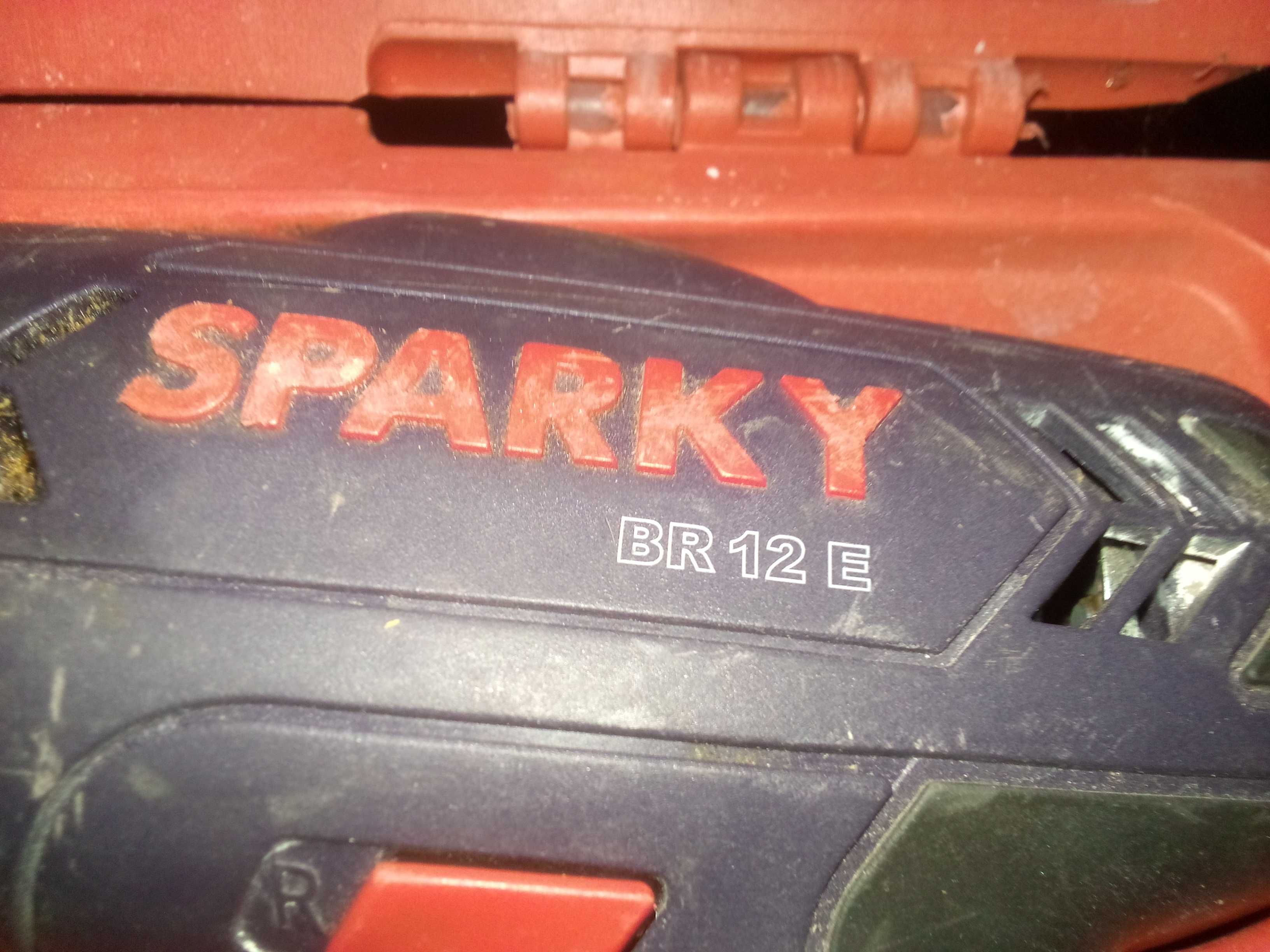 Wkrętarka SPARKY BR12E + latarka + walizka + ładowarka