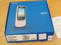 Nokia 6303i oryginalna ładowarka i pudełko