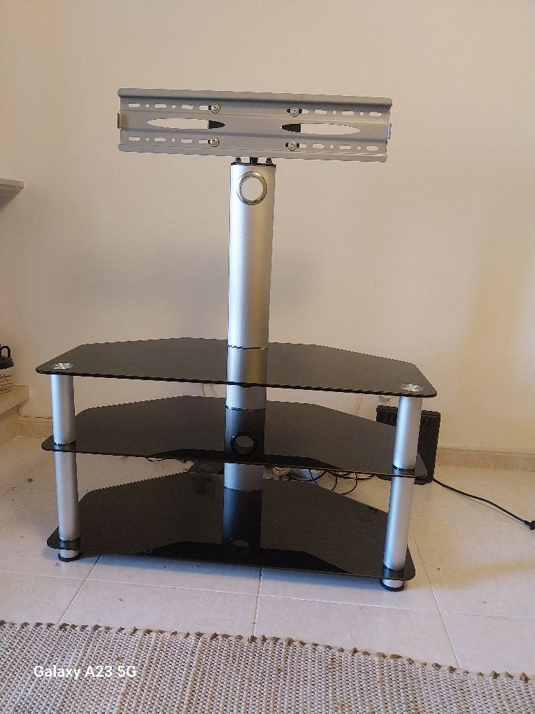 Mesa em vidro para Tv