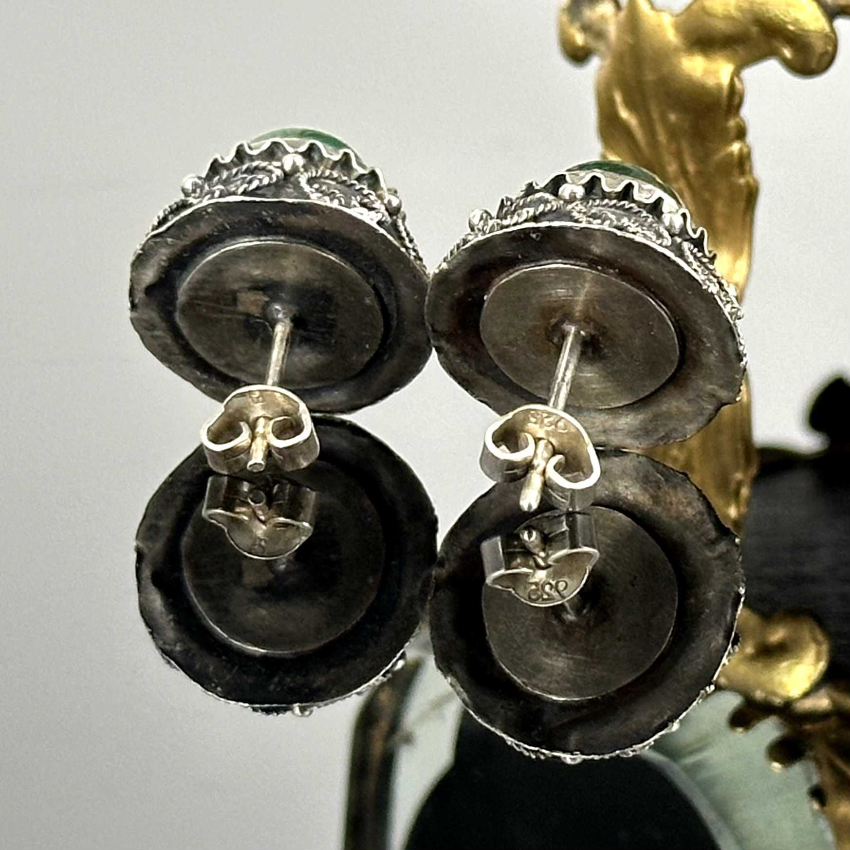 Srebro - Srebrne kolczyki z Nefrytem - próba srebra 925