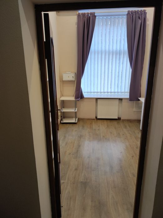 м.Арсенальна.Кабінет для масажиста,манікюр,косметолога,лешмейк,бровіст