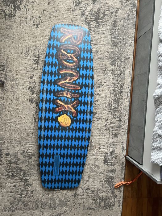 Вейкборд ronix 136.3см