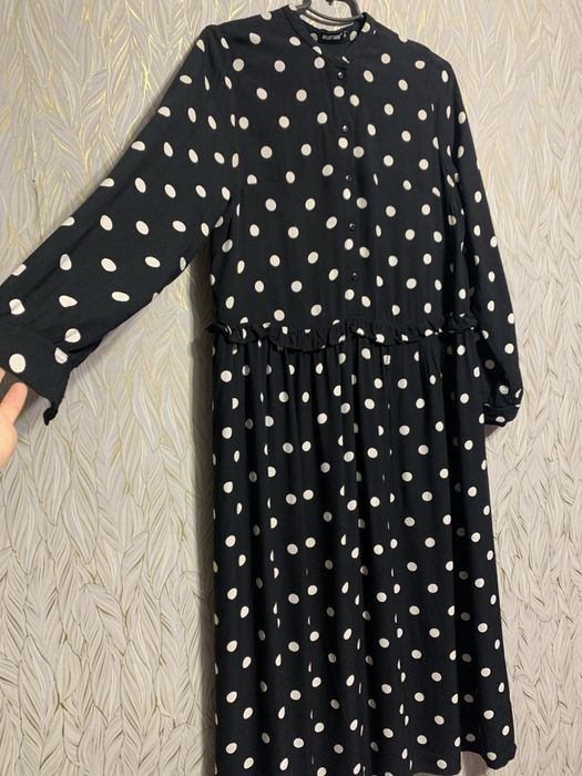 MUST HAVE сукня чорна в горох. Віскоза. Розмір L 48