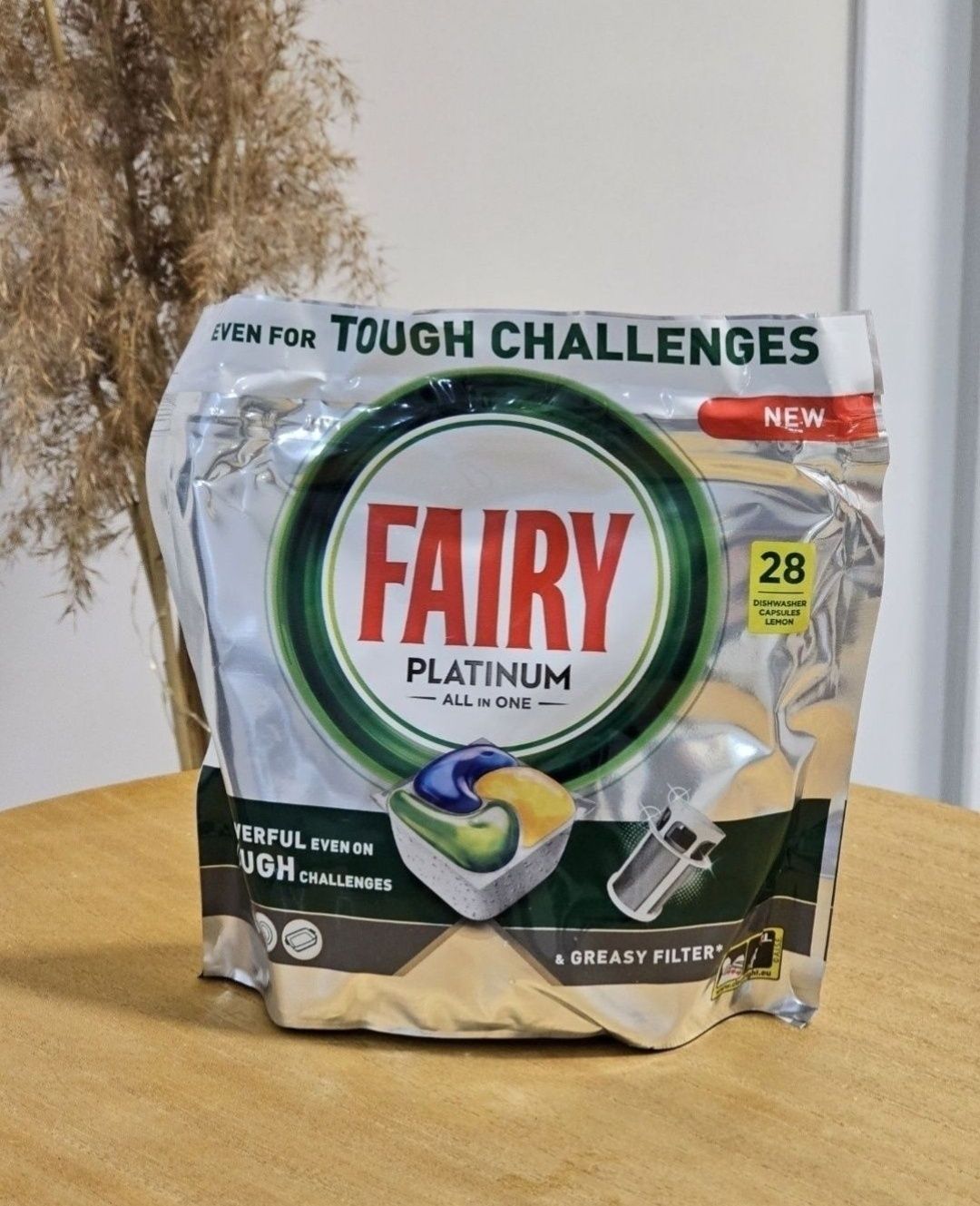 Kapsułki do zmywarki FAIRY Platinum All in One Lemon 28 szt.

Możl