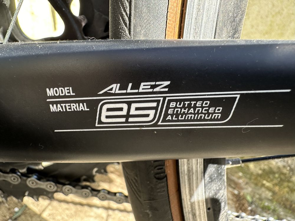 Bicicleta de estrada Specialized modelo allez tamanho M54