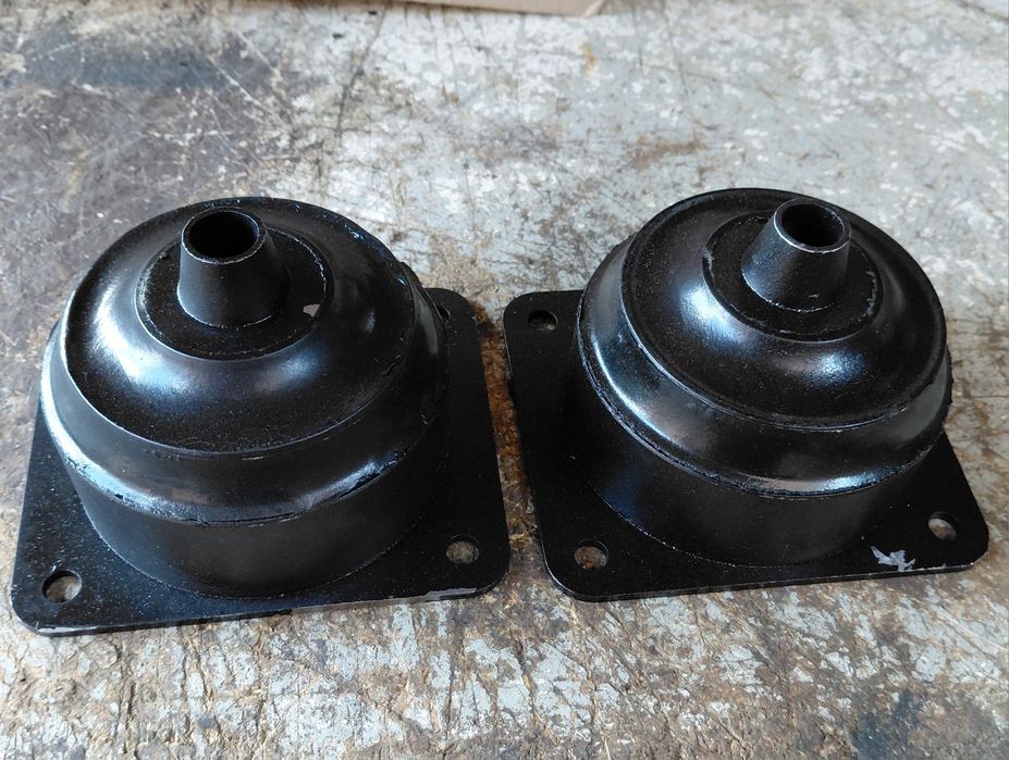 Подушка кріплення кабіни передня ЗіЛ 5301,4331 нижня(ЗИЛ 4331)Зил 5301