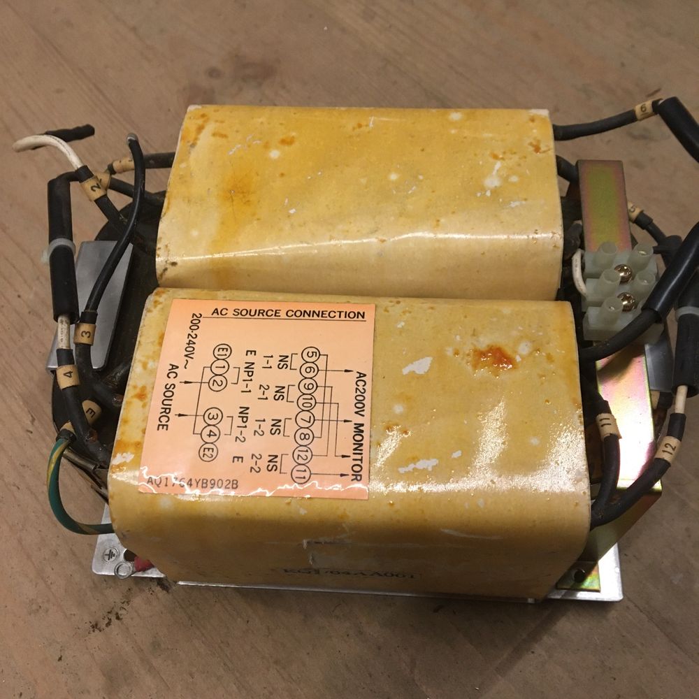 380/220 3kVA Фирменные трансформаторы США, Италия, 220/110, 380/220