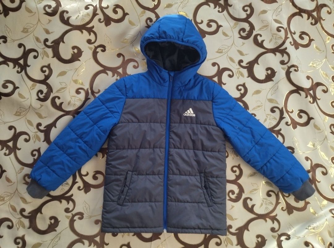 Adidas Демі куртка оригінал на хлопчика 140 р