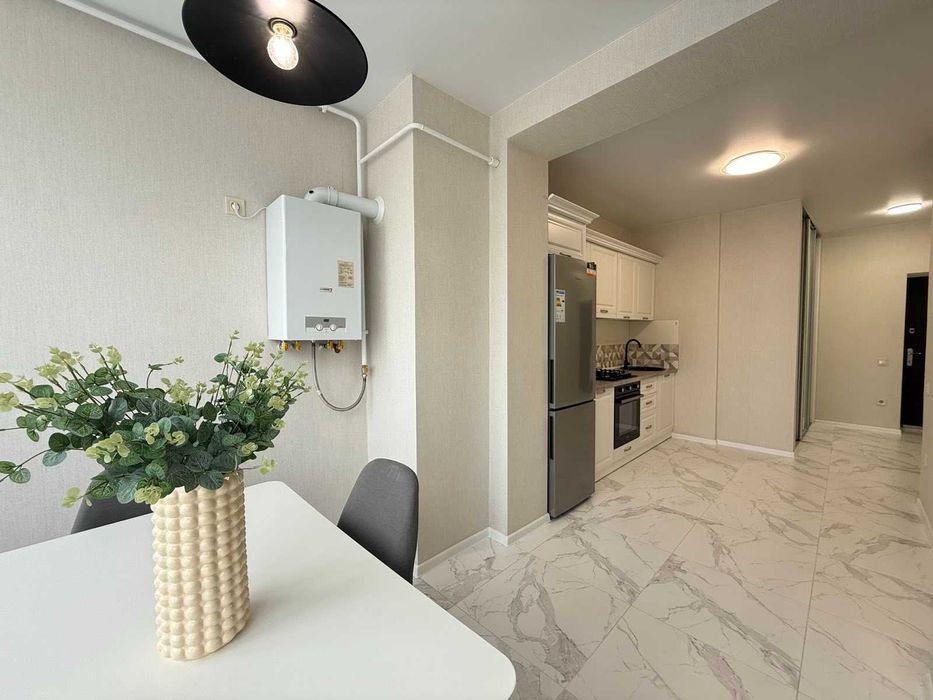 Стильна 1-кімнатна квартира у ЖК “Софія Сіті”, вул. Молодіжна, 5