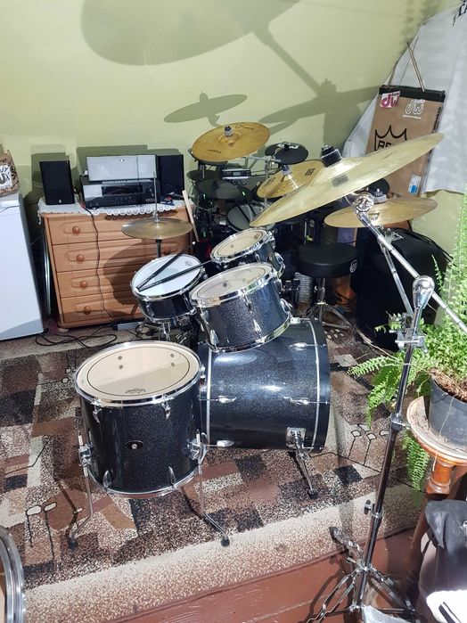 Perkusja akustyczna Tama imperial star 20" 10" 12" 14" 14" shell set