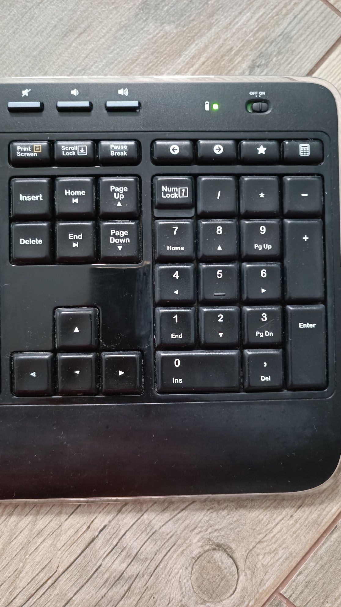 Клавіатура Logitech K520