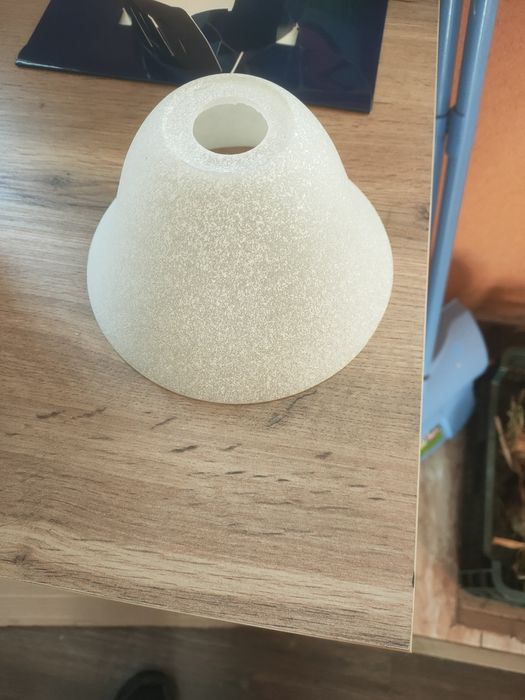 Szklane klosze do żyrandola