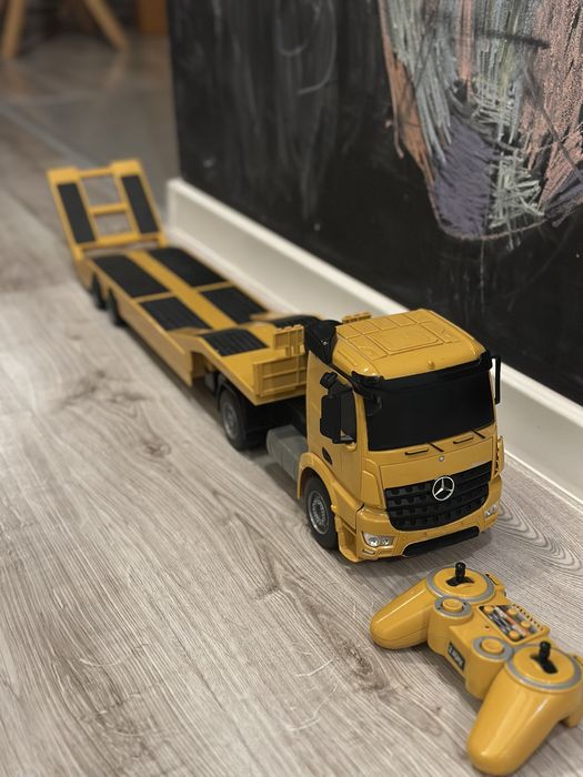 Auto Laweta Mercedez zdalnie sterowana- 100% sprawna