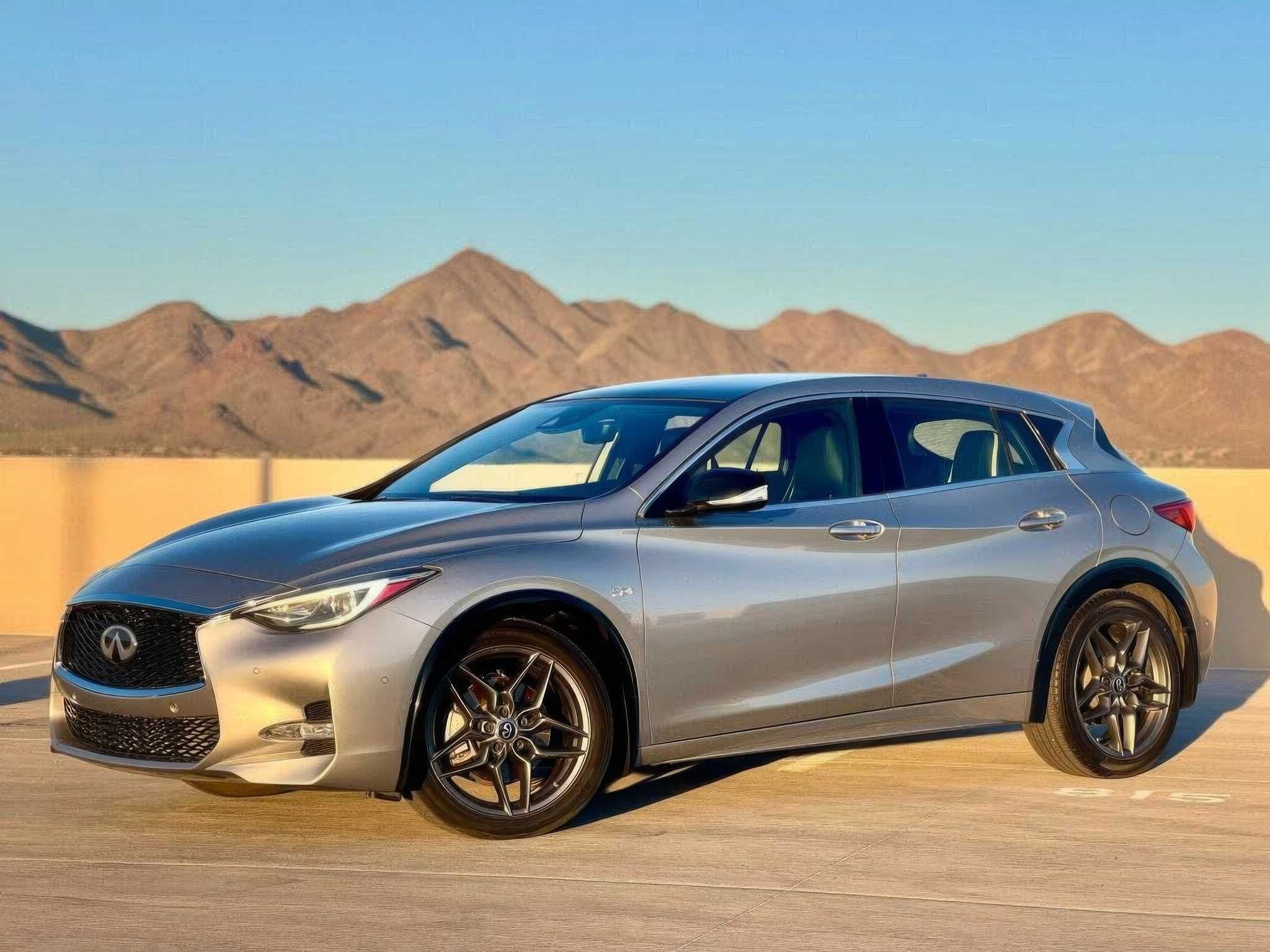 2018 Infiniti QX30 2.0t