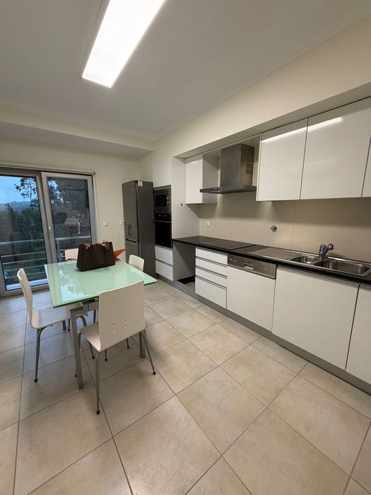 Mesa de vidro cozinha e cadeiras